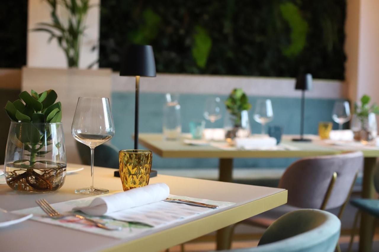 Luxury Suites Rocopom - Lake Front Malgrate Ngoại thất bức ảnh