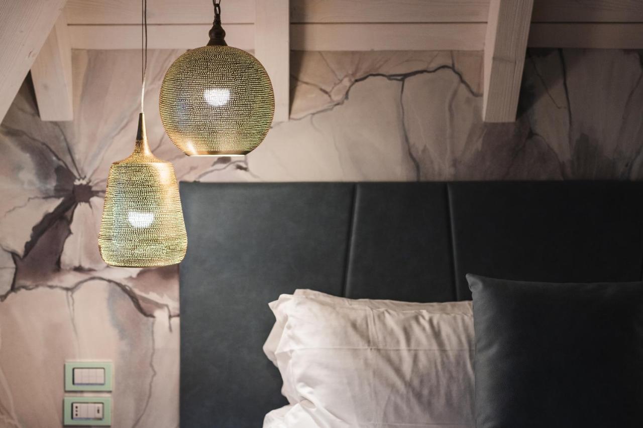 Luxury Suites Rocopom - Lake Front Malgrate Ngoại thất bức ảnh
