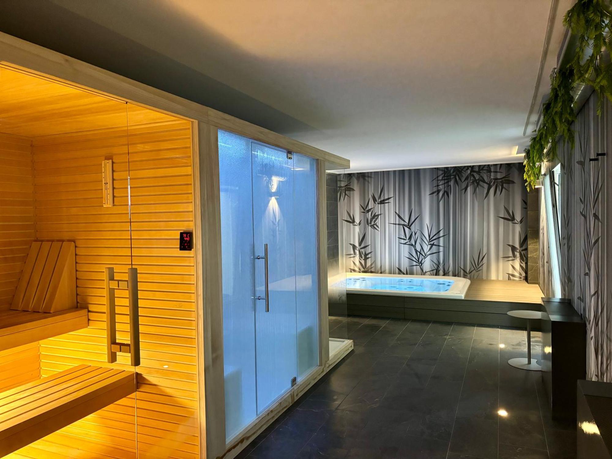 Luxury Suites Rocopom - Lake Front Malgrate Ngoại thất bức ảnh
